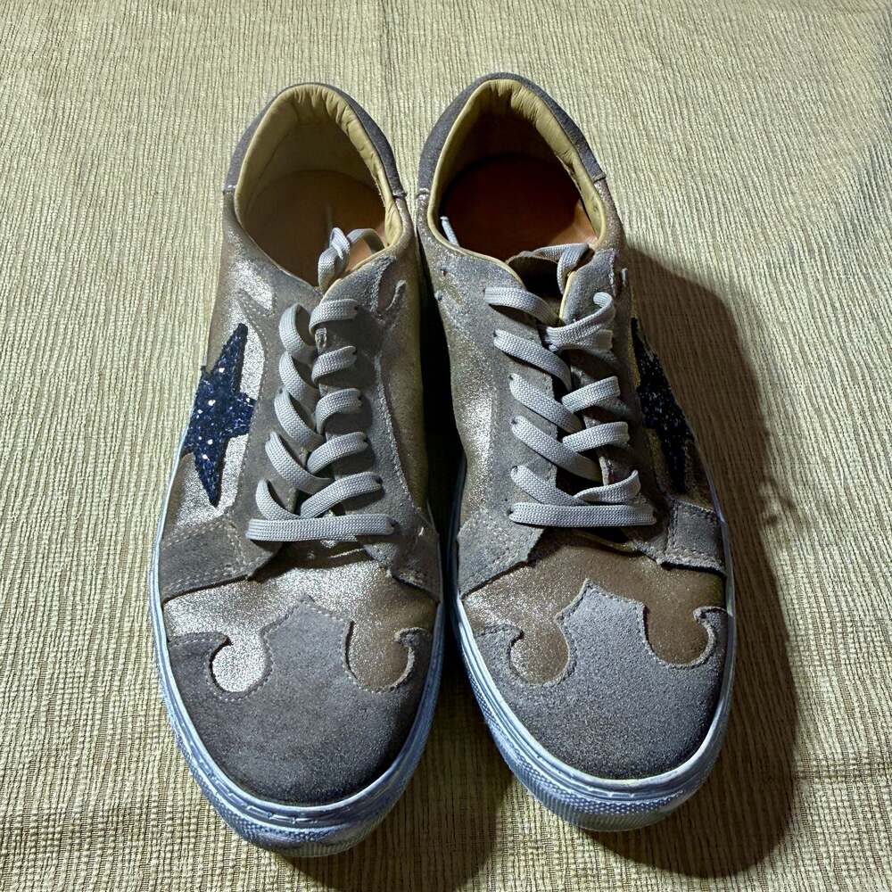 Dingo Playdate Metallic Gold Star Sneaker Shoes